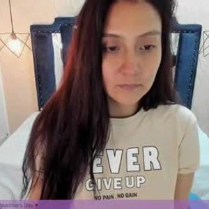 girlsupnorth.com _alaia_collway_ livesex profile in slim cams