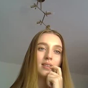 livesexr.com _alo livesex profile in petite cams