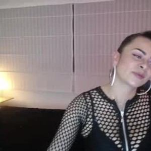 6livesex.com _mia_isabellaa livesex profile in natural cams