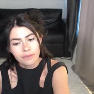 Camgirl is actually offline