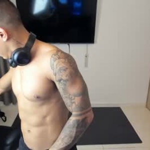 a_regular_man_ Live Cam