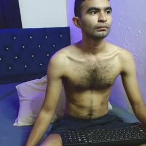 adam_ht Live Cam