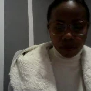 chaturbate aicha_boobs webcam profile pic via pornsexycams.com