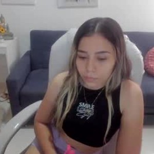 chaturbate aiilyn_dss18 webcam profile pic via sexlivecamsites.com