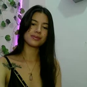 livesex.fan aine_ileana livesex profile in squirt cams