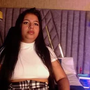 chatnmate.com alahiajoness livesex profile in curvy-fetish cams