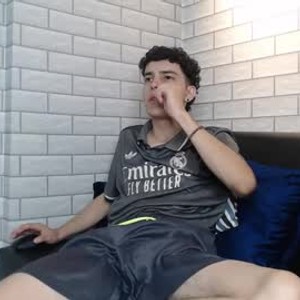 Cam boy alejo_valverde