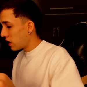 Cam boy alexgiraldo__