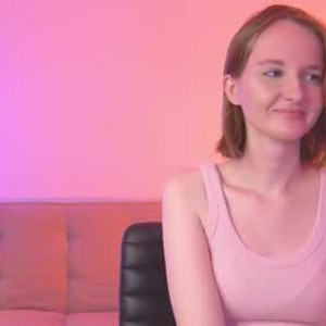 onaircams.com alexsisfae livesex profile in cute cams