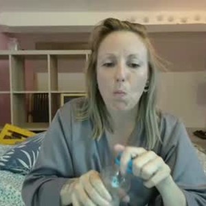 free6cams.com alice8363 livesex profile in french cams