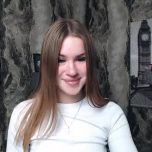 girlsupnorth.com alinasummer_ livesex profile in pregnant cams