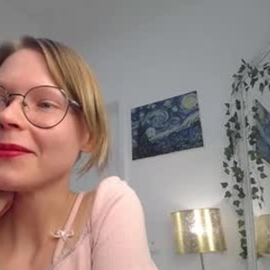 chaturbate alisa_lisova webcam profile pic via pornsexycams.com