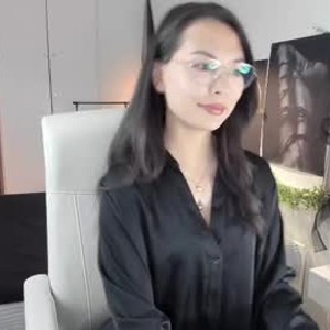 sleekcams.com alisasian livesex profile in british cams