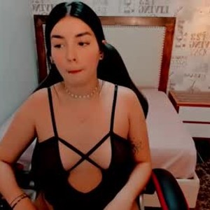 Camgirl is actually offline