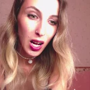 livesex.fan amy_glorious livesex profile in pantyhose cams