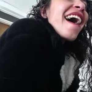 livesex.fan amyleon_ livesex profile in skinny cams