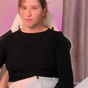 chaturbate anabelmelody webcam profile pic via cam-performer.com