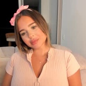 angelaval1's profile picture