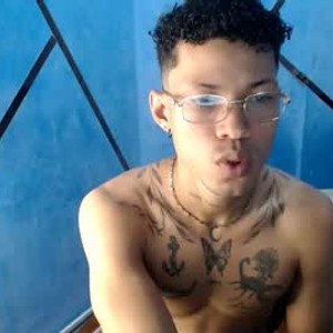 Cam boy angelitoblackk