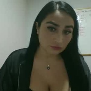 livesex.fan angiee_rapu livesex profile in saliva cams