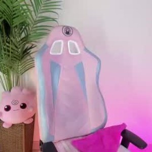 anne_cross's profile picture