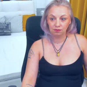 livesex.fan anngelynajoy livesex profile in lush cams