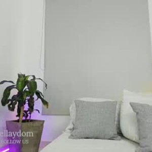 livesex.fan antonella_dom livesex profile in feet cams