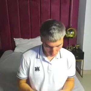 Cam boy apollo_33_