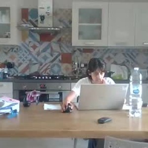 chaturbate arcobalenorosa25 webcam profile pic via amateursex-livecam.com