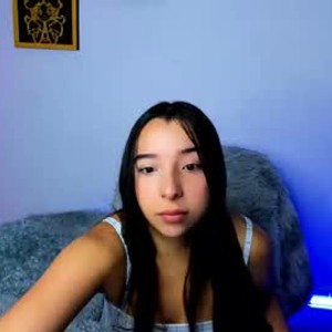 Visit aria_foxxx_ Room