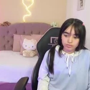 sexlivecamsites.com ariia_tay livesex profile in teen cams