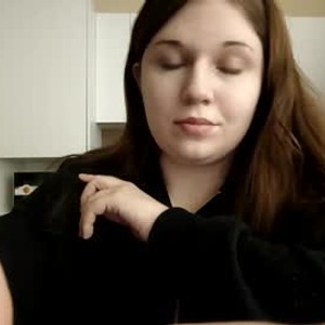 chaturbate ave_maria2025 webcam profile pic via amateursex-livecam.com