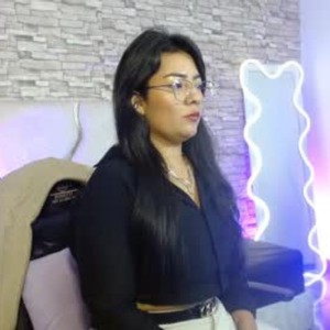 chaturbate avril_tay1 webcam profile pic via amateursex-livecam.com