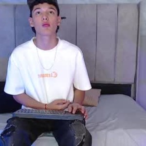 Cam boy baby_key