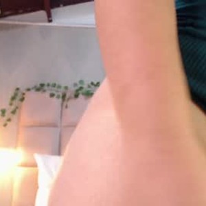 chaturbate bambi_love_ webcam profile pic via livesexbbwcams.com