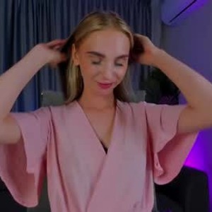 chaturbate bella_blushh_ webcam profile pic via mega-camsex.net