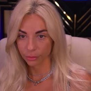 livestrip-joy.com bellarayyy livesex profile in blonde cams