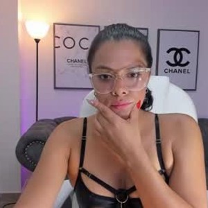 Camgirl is actually offline