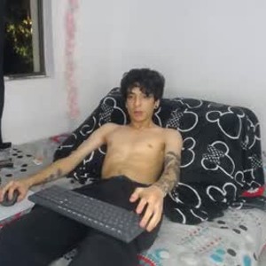 big_cock_nice_face Live Cam