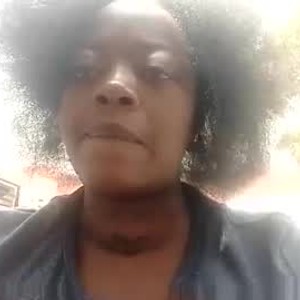 chaturbate bigassbitch00 webcam profile pic via sexlivecamsites.com