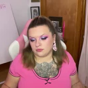 pornos.live bigtiddygoddess livesex profile in findom cams