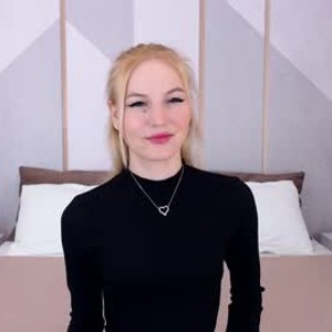 watchgirlcam.com blackliveel livesex profile in blonde cams