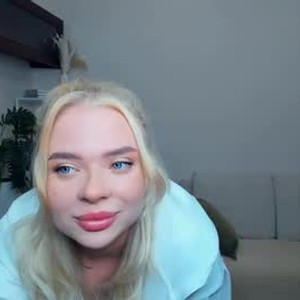 chaturbate blonde_mee webcam profile pic via sexcam3d.net