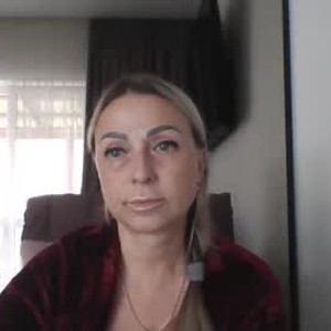 chaturbate blondkitti webcam profile pic via privat-livecam.com