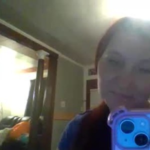 chaturbate bratty_milf23 webcam profile pic via free6cams.com