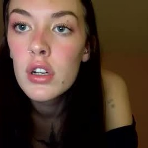 bunnyviolent webcam profile - American
