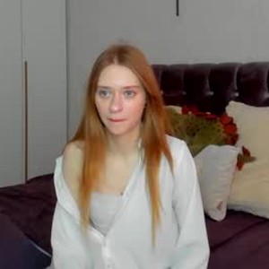 livesexr.com calling_mia____ livesex profile in redhead cams