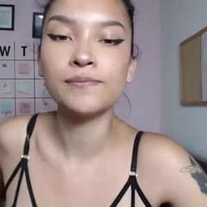 badgirlwebcam.com camill_dark livesex profile in petite cams