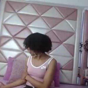 Cam girl canela_fischer