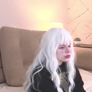sexcityguide.com carolabritten livesex profile in long-lags cams